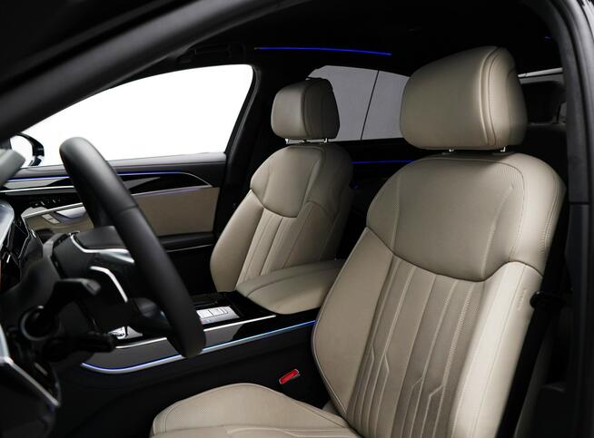 Audi A8 50 TDI Quattro Long HDMatrix B&O Advance ACC Oś skrętna Lodówka