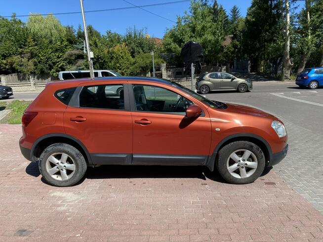 Nissan Qashqai 2.0 benzyna 4x4 panorama automat