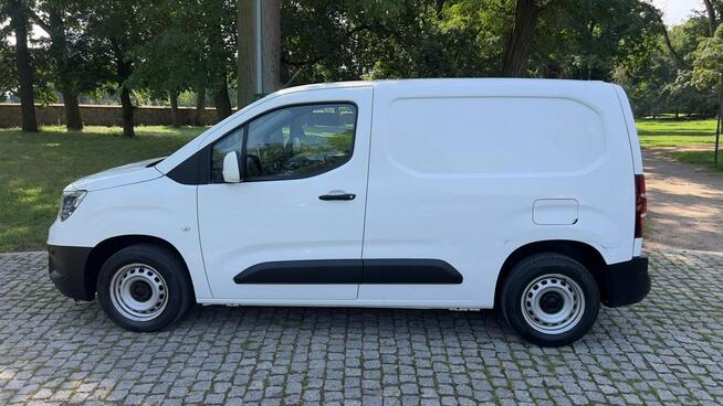 Opel Combo 1,5diesel Nowy Rozrząd+Oleje.Serwis.CarPlay.Tempomat.Hak.Parktr. Tylny