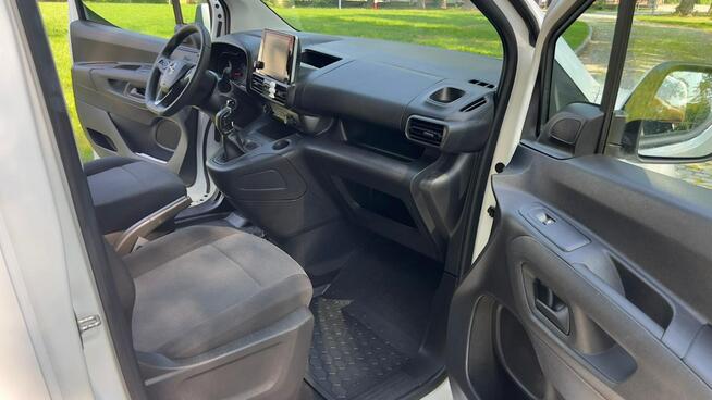 Opel Combo 1,5diesel Nowy Rozrząd+Oleje.Serwis.CarPlay.Tempomat.Hak.Parktr. Tylny