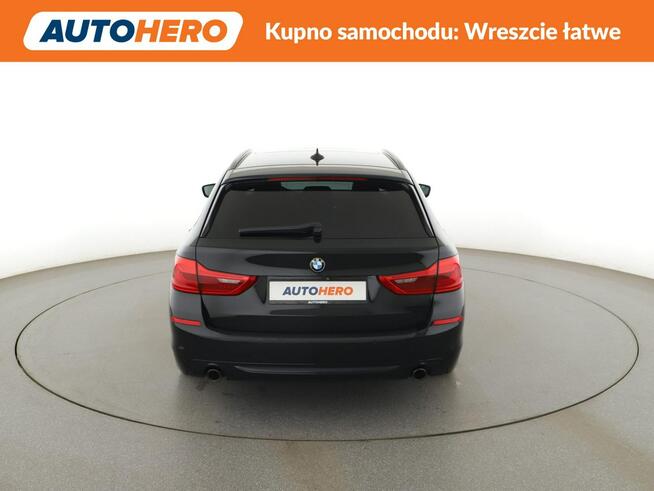 BMW 520 20d Automat Sport Line Panorama Navi Tempomat Grzane Sportsitze Kamera