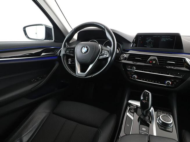 BMW 520 20d Automat Sport Line Panorama Navi Tempomat Grzane Sportsitze Kamera