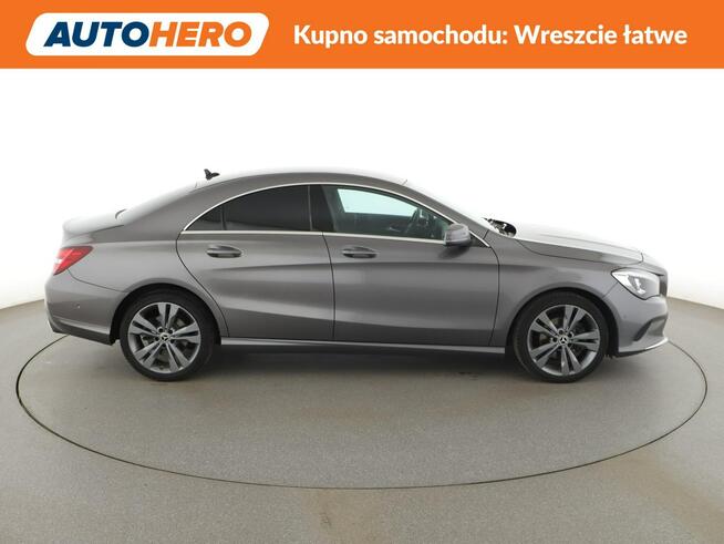 Mercedes CLA 180 full LED półskóra navi grzane fotele klimatyzacja czujniki parkowani