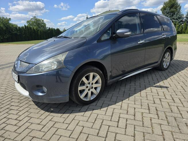 Mitsubishi Grandis 2,4Benz. Parktronic.7 Foteli.Klimatyzacja.Parktronic.Hak