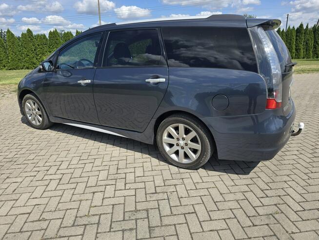 Mitsubishi Grandis 2,4Benz. Parktronic.7 Foteli.Klimatyzacja.Parktronic.Hak