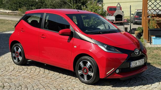 Toyota Aygo 1.0 Benz. 70KM z Niemiec, KAMERA, 5 Drzwi, Klima, Alufelgi, MODEL 2015
