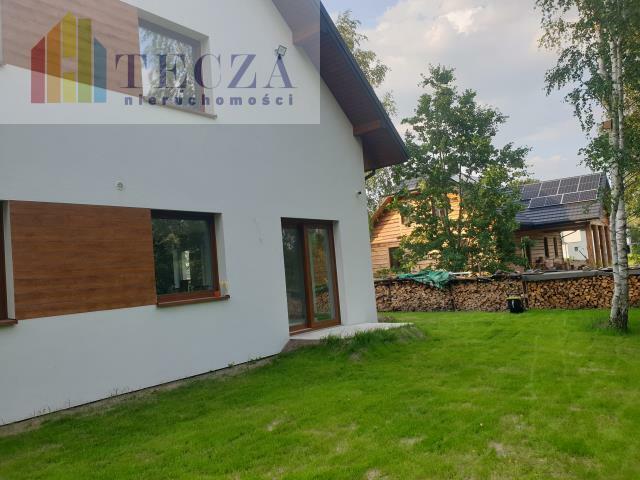 Dom Okuniew gm. Halinów, Szkolna
