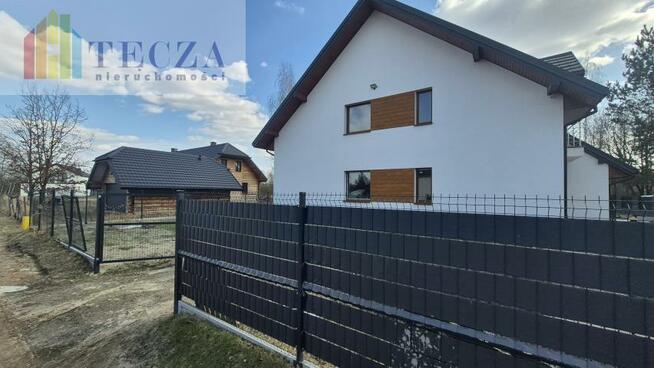 Dom Okuniew gm. Halinów, Szkolna