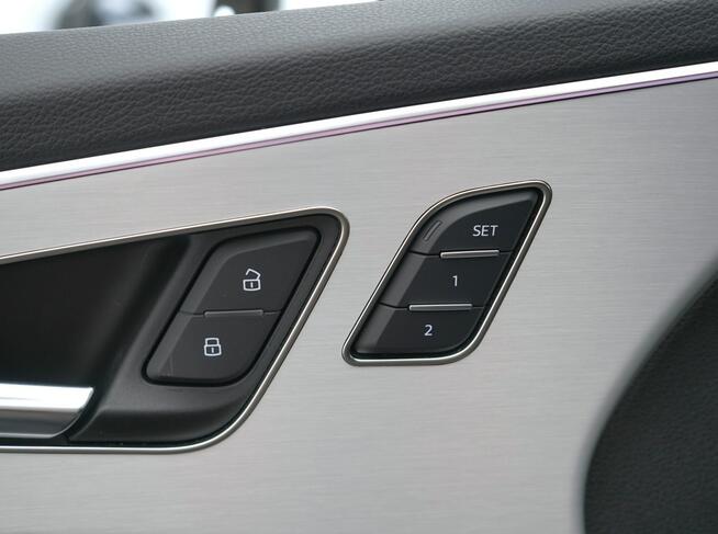 Audi Q7 45TDI Quattro Sline Virtual MatrixLED ACC Domyk Hak 7miejsc