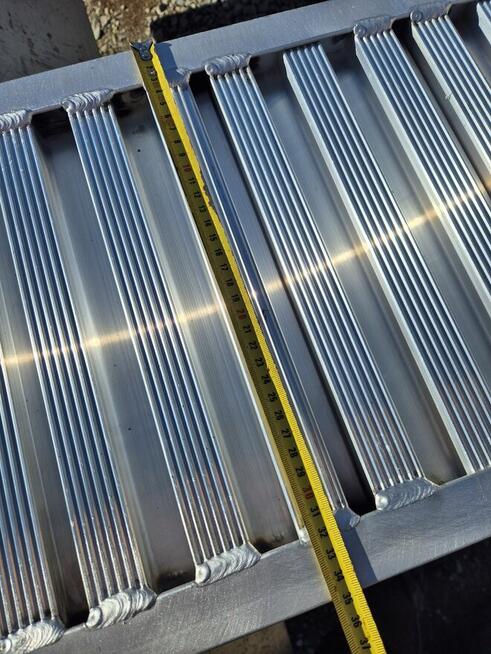 Lekkie najazdy aluminiowe 3m/3,7t. Dostawa kurierem 1 dzień