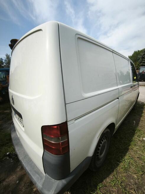 Volkswagen Transporter T5 2007 - uszkodzona skrzynia biegów
