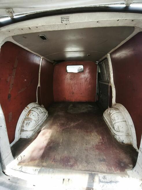 Volkswagen Transporter T5 2007 - uszkodzona skrzynia biegów