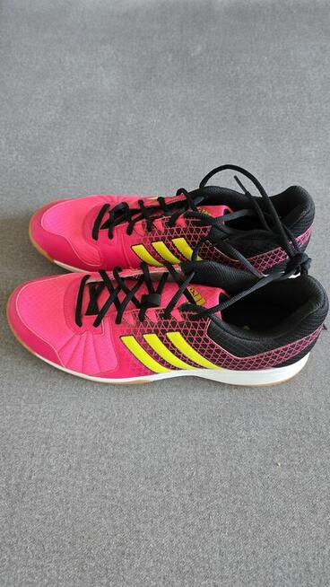 Buty sportowe Adidas. Nowe.