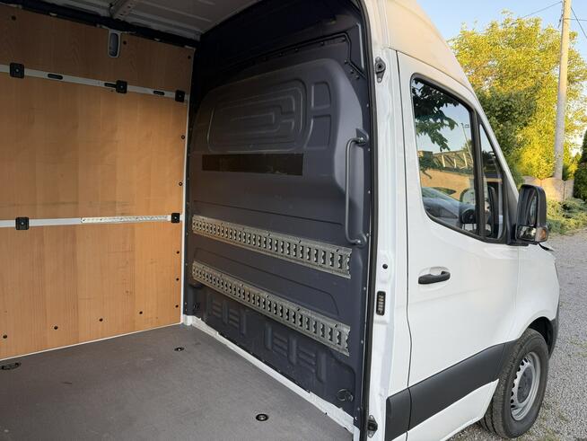 Mercedes Sprinter 2023r L2H2 Klimatyzacja 2x airbag 2 Klucze Serwis