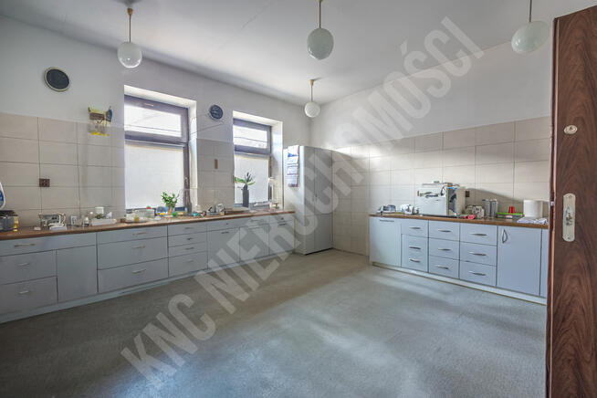 Kamienica inwestycyjna 445 m² | 1 099 000 zł |
