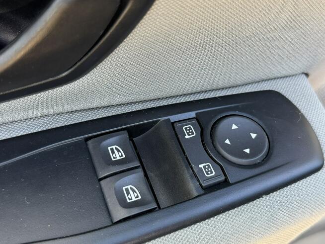 Renault Megane 1.6i*Czujniki*Parkowania*HAK*El*Szyby*Lusterka*Metalik*ZwykłySilnik1.6