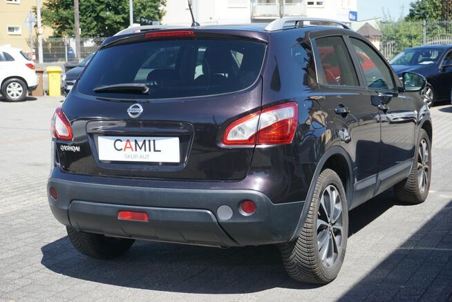Nissan Qashqai polski salon