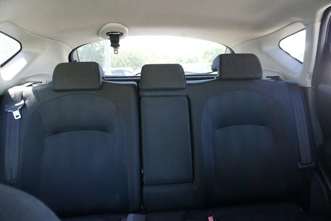 Nissan Qashqai polski salon