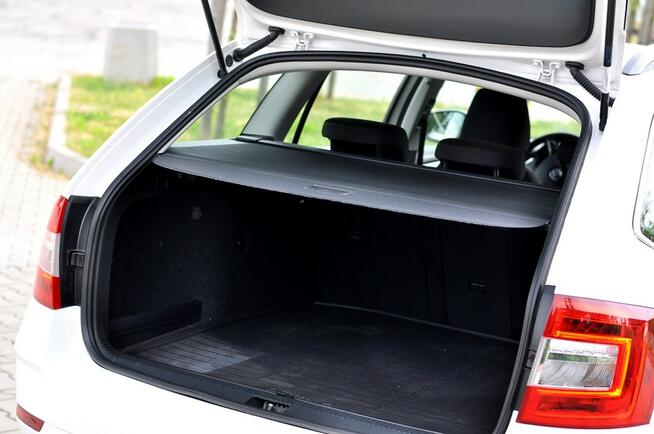 Škoda Octavia _1.5TGI 130KM_G-TEC_CNG_DSG_Led_Kamera_Climatronic_