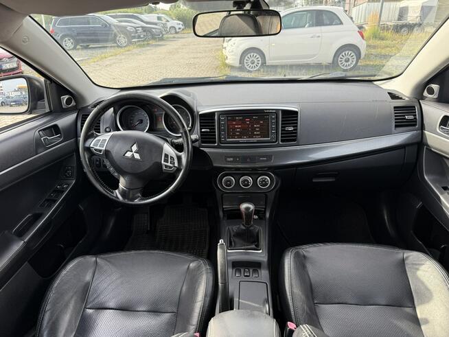 Mitsubishi Lancer 1.8 143 km Xenon Nawi Grzane fotele skóra Stan BDB Jeden właściciel