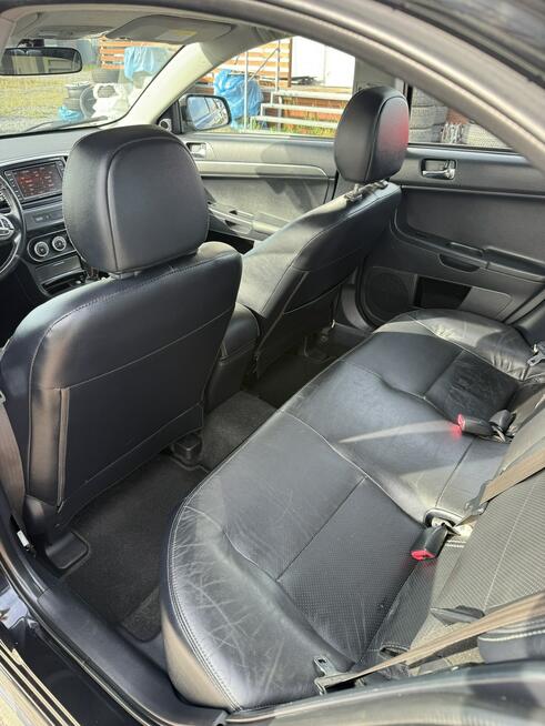 Mitsubishi Lancer 1.8 143 km Xenon Nawi Grzane fotele skóra Stan BDB Jeden właściciel