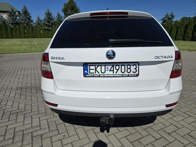 Škoda Octavia 1,6tdi Automat(DSG)Navi.Ledy.Klimatr 2 str.Tempomat.Parktronic.Hak