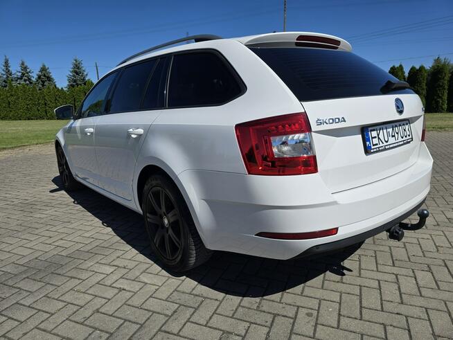 Škoda Octavia 1,6tdi Automat(DSG)Navi.Ledy.Klimatr 2 str.Tempomat.Parktronic.Hak