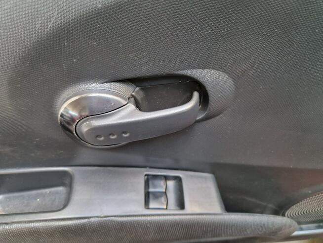 Nissan Micra ZOBACZ OPIS !! W PODANEJ CENIE ROCZNA GWARANCJA !!