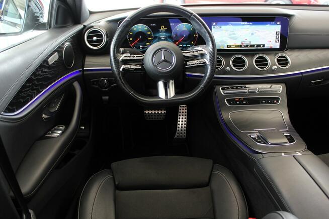 Mercedes E 220 4x4 SalonPL FV23% AMG & Night Ambient Navi Kamera LED
