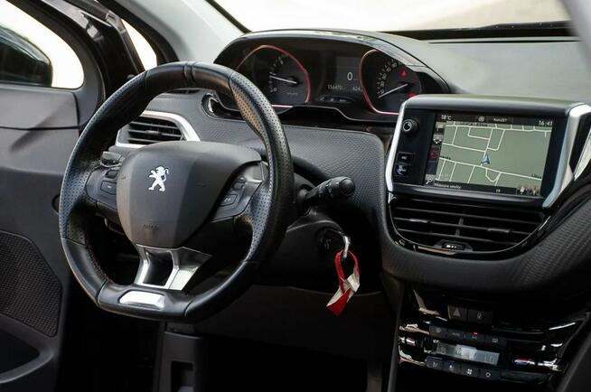 Peugeot 2008 1.6HDI * GT Line * Panorama * Nawi * Kamera * Pół Skóra *