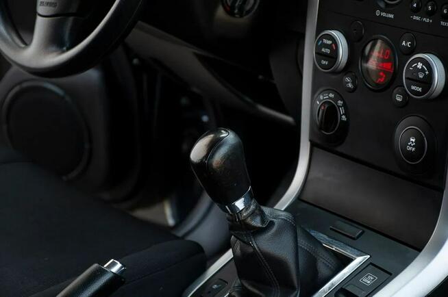 Suzuki Grand Vitara 2.6 166KM * 4x4 * Reduktor * Hak * Alufelgi * REJ PL *