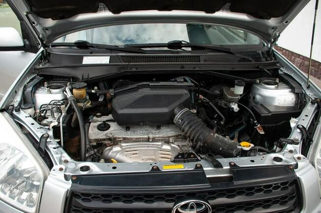 Toyota RAV-4 BEZ RDZY* 4x4 * 3DRzwiowa * 2.0 Benzyna*Klima*Hak*Skóry*Opłacona