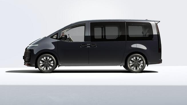 STARIA HEV 7os 1.6 T-GDI 225KM 6AT LUXURY BRASS