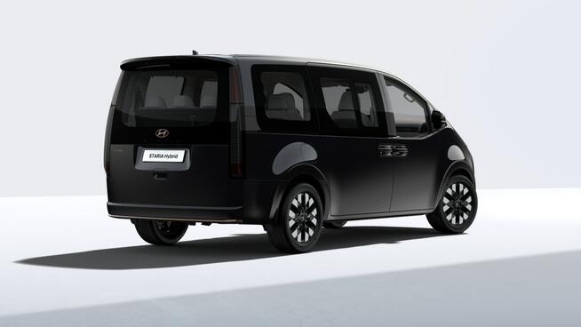 STARIA HEV 7os 1.6 T-GDI 225KM 6AT LUXURY BRASS