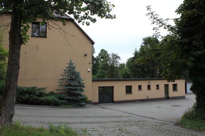 DOM z częścią handlowo-usługową+ DUŻA działka inwe