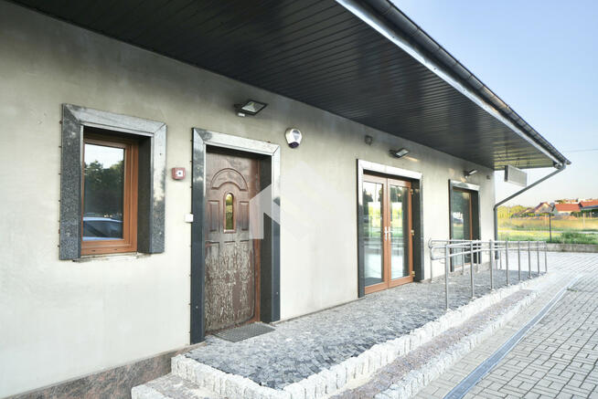 Dom Warka, Cmentarna