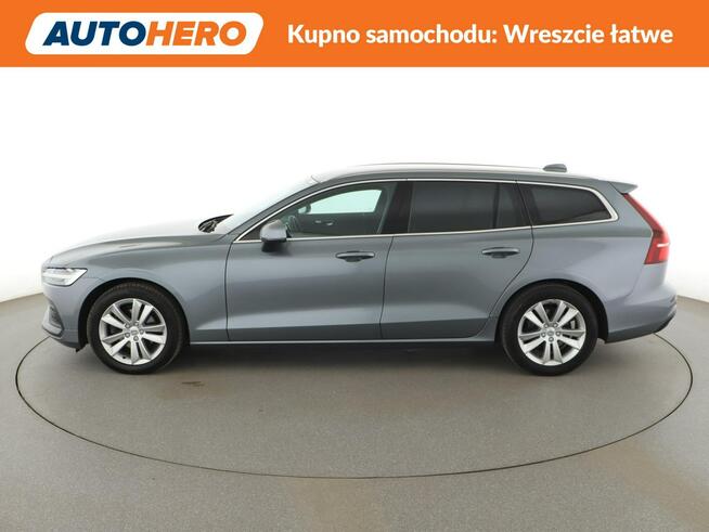 Volvo V60 full LED skóra navi klima auto grzane fotele virtual cocpit czujniki p