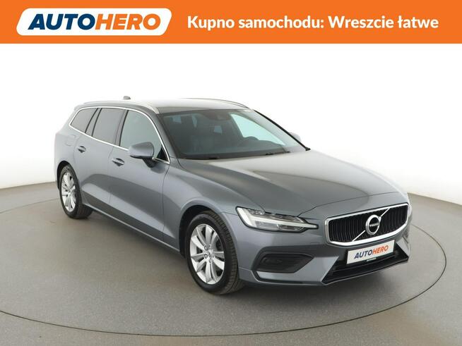 Volvo V60 full LED skóra navi klima auto grzane fotele virtual cocpit czujniki p