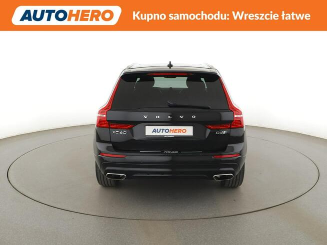 Volvo XC 60 4x4 automat full LED skóra/alcantara panorama navi kamery grzane fotel