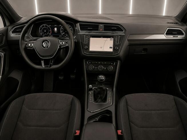 Volkswagen Tiguan R-LINE*2.0 150 koni*kamera cofania*nawigacja*perfekcyjny stan*opłacony
