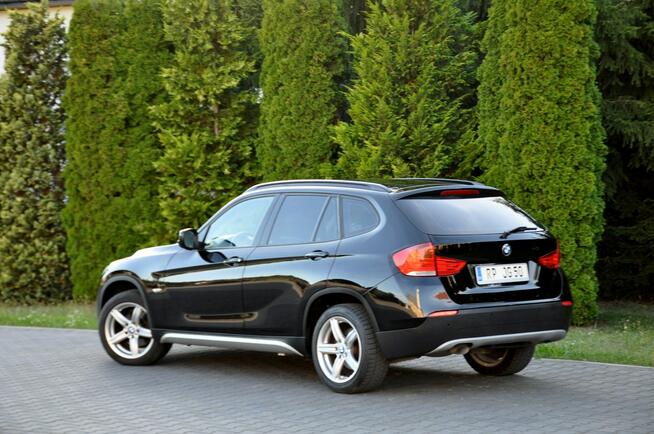BMW X1 2.0d(143KM)*Welur*Klimatronik*Reling*Parktronik*I Wł*Alu17"ASO