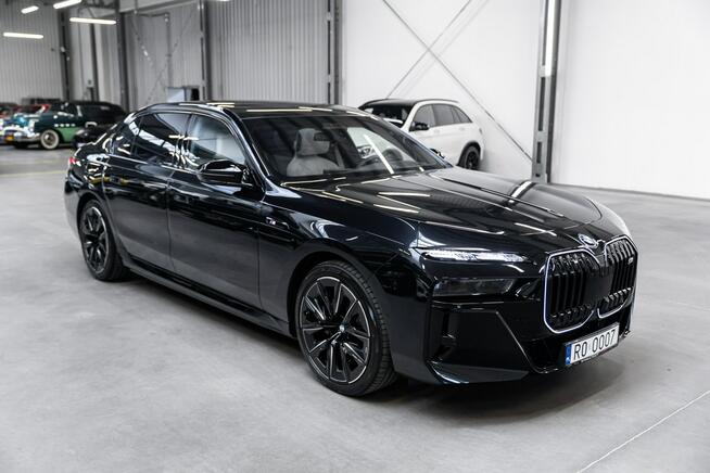 BMW M760 Gwarancja 01.2029. Pełne wyposażenie. PPF. TV. Gran Lusso.