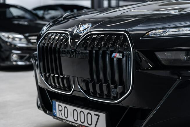 BMW M760 Gwarancja 01.2029. Pełne wyposażenie. PPF. TV. Gran Lusso.
