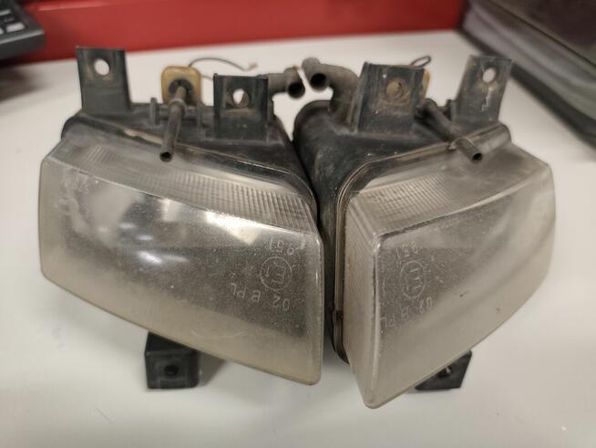 OPEL OMEGA HALOGEN PRZECIWMGIELNE PRZÓD PRAWA / LEWY