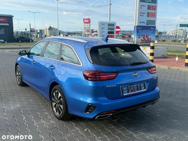 Kia Ceed 1.6 GDI PHEV L Business Line DCT