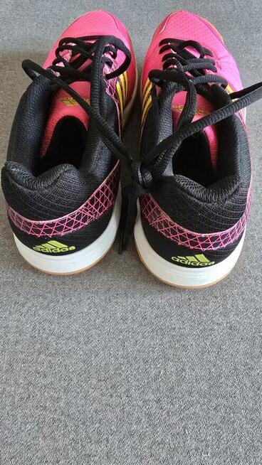 Buty sportowe Adidas. Nowe.