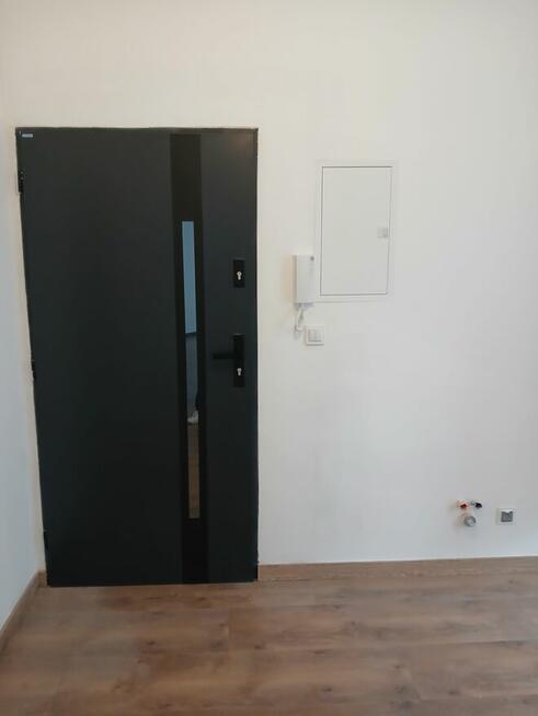 Sprzedam BEZCZYNSZOWE mieszkanie w centrum Cieszyna 39.96m2
