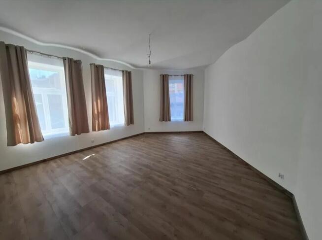 Sprzedam BEZCZYNSZOWE mieszkanie w centrum Cieszyna 39.96m2