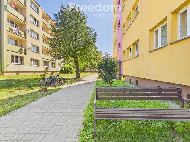 1 piętro z balkonem w super lokalizacji