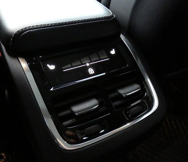 Volvo XC 60 89 tyś km!!*BENZYNA*4x4*Inscription*Panorama*Wentylowane fotele*Full